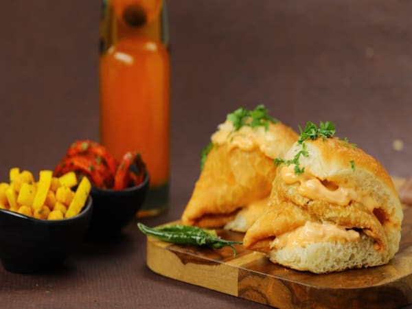 Order Bun Samosa Online - Butter Chicken Factory