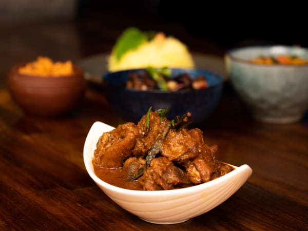 Order Chicken Curry with Bones(Kukul Mas Mirisata) Online - Spicy Wicket