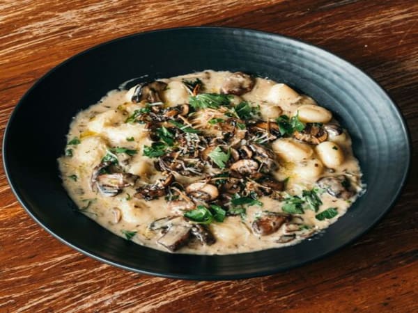 Order GNOCCHI AL FUNGHI Online - Rococo Hawthorn