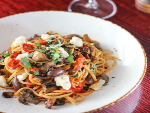 Order VEGAN LINGUINE ALLA SOFIA Online - Rococo Point Cook