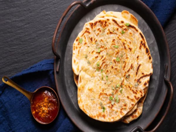 Order Chilli Garlic Laacha Parantha Online - Jai Ho - Hoppers Crossing