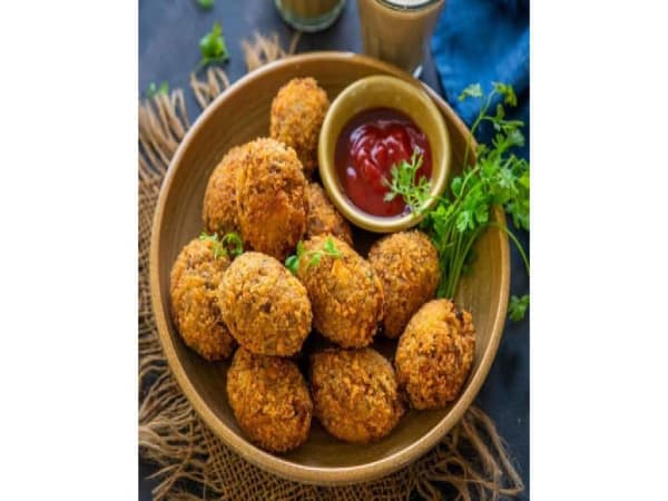 Order Veg Cutlet Online - Maharaja Preston