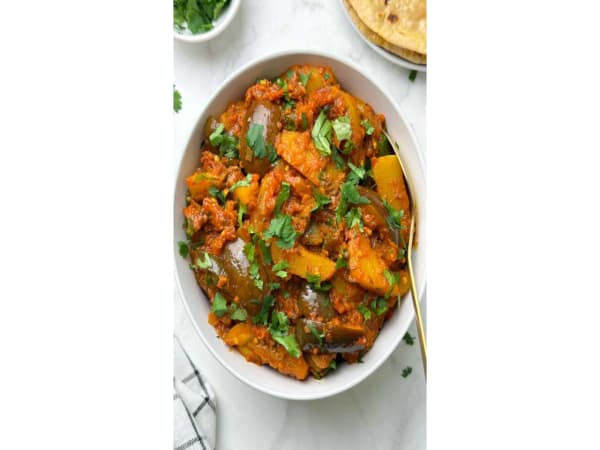 Order Vegan Aloo Baingan Online - Maharaja Preston