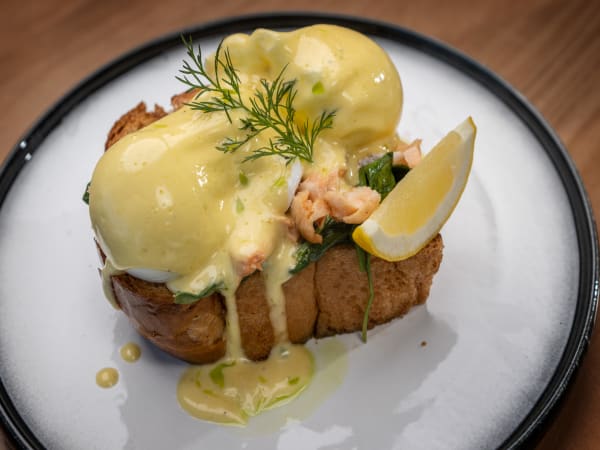 Order Salmon Royale Benny - Matilda's