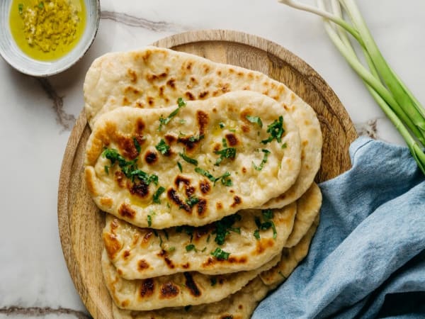 Order Garlic Naan Online - Patiala Shahi Restaurant