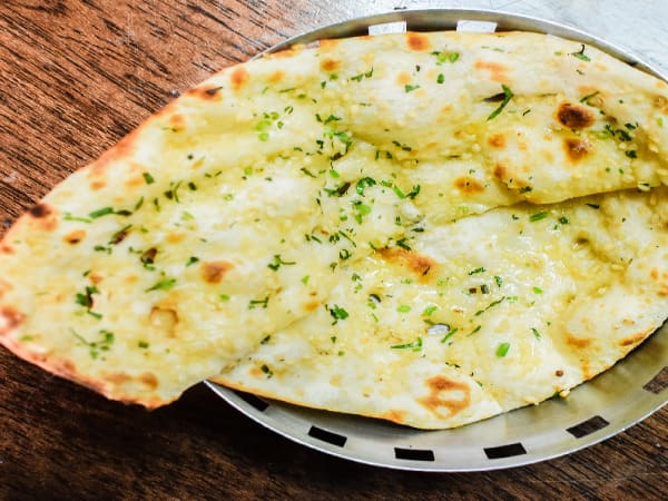 Order Cheese Garlic Naan Online - Taste Of Amritsar