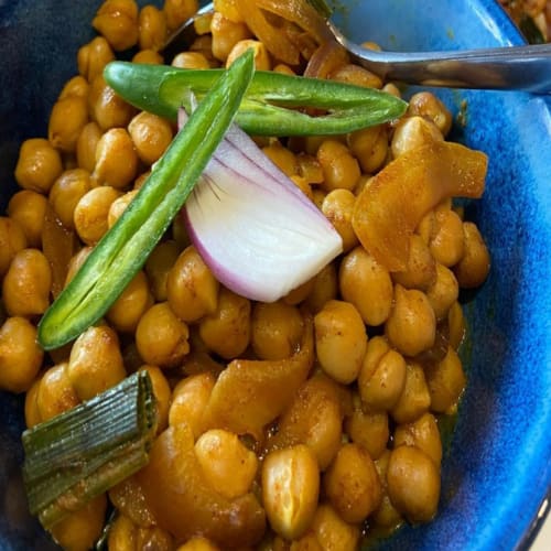 Order Chickpea Curry (Kadala Rathata Uyala) Online - Spicy Wicket