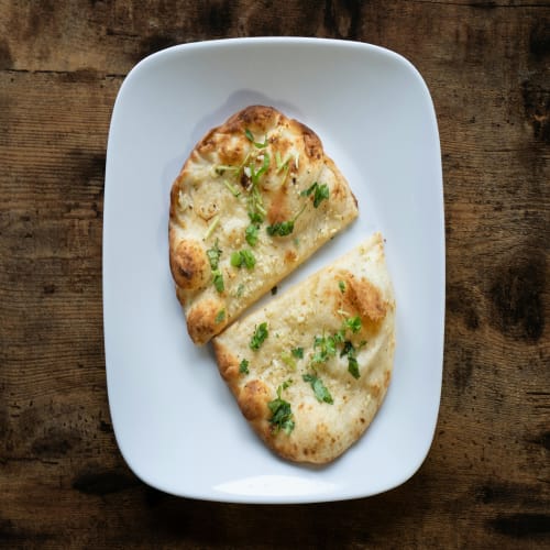 Order Cheese & Garlic Naan Online - Tawa - The Indian Griddle house