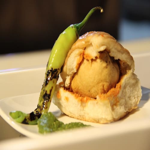 Order Vada Pav Slider Online - Delight Street Eats