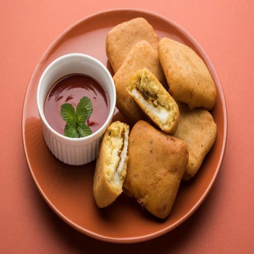 Golden Fried Paneer Snacks with Spiced Crispy Coating | Punjabeez Indian Restaurant Hendra