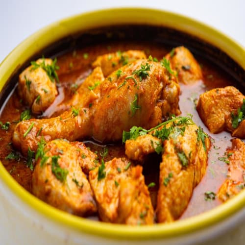 Mild Creamy Chicken Curry with Rich Mughlai Flavour | Punjabeez Indian Restaurant Hendra