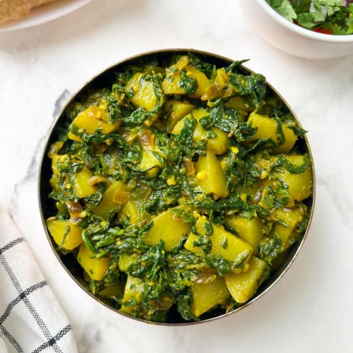 Aaloo Palak | Spinach and Potato Curry with Mild Spices| Aldergrove Indian Bistro