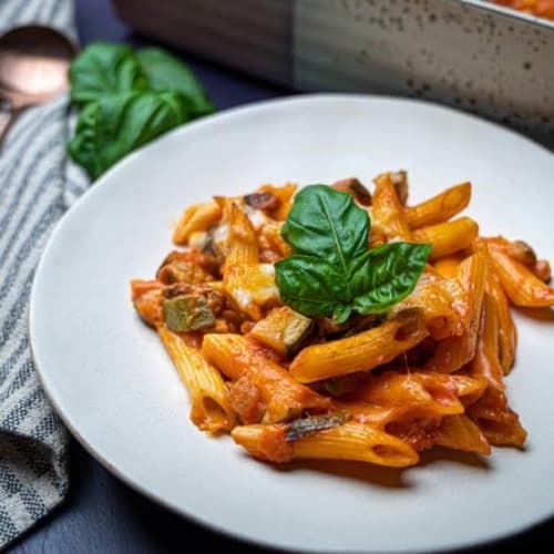 Vegetarian | Classic Vegetarian Pizza with Fresh Seasonal Veggies|Hot House Pizza