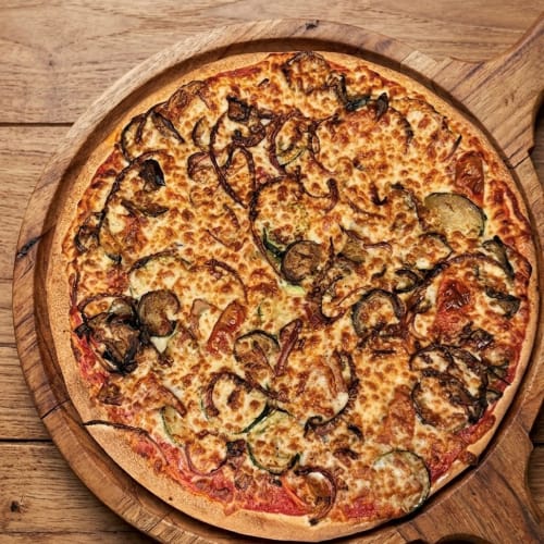 Campania Pizza| Italian-Style Pizza Crafted with Traditional Regional Ingredients|Pizza Origin