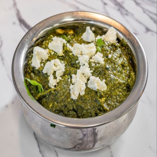 Tender Chicken Saag – Spinach Chicken Curry | Punjab Kitchen Indian Cuisine