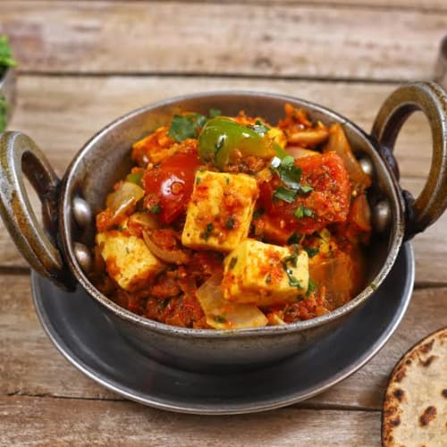 Kadai Paneer | Indian Paneer Curry | Hyderabad Haveli