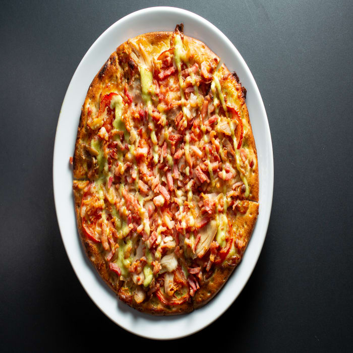AN-TONY-O’-NEO PIZZA