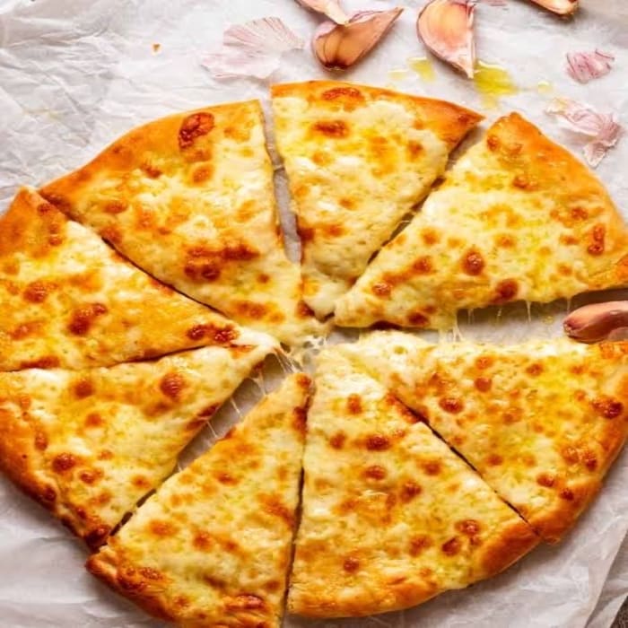 CHEESY GARLIC PIZZA BREAD