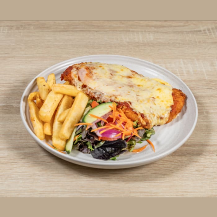 TRADITIONAL CHICKEN PARMA