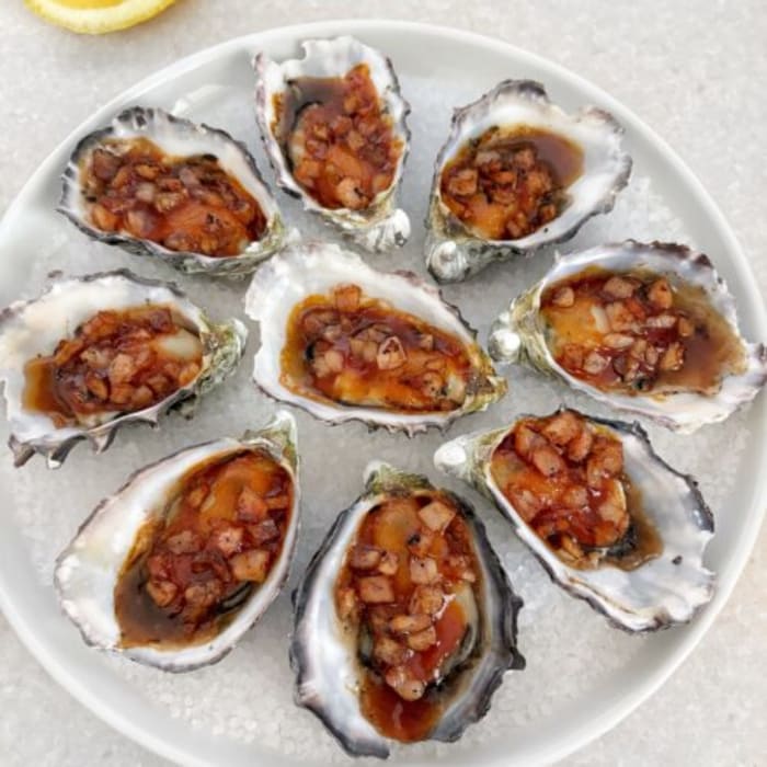 FRESH OYSTERS (NATURAL OR KILPATRICK) 