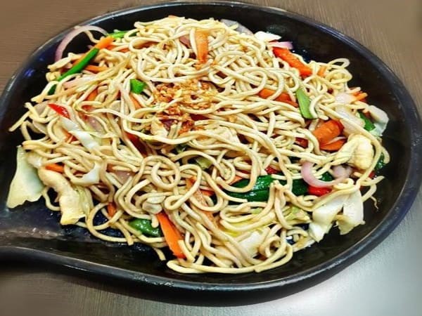 Chicken Hakka Noodles in Lynbrook