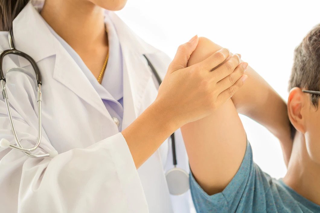 Tennis Elbow Treatment In Castlemore