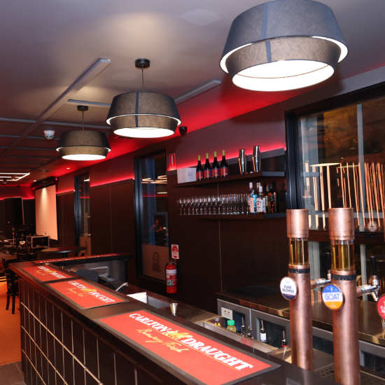 Best Bars and Restaurants in Newport & Williamstown for Dinner, Drinks, and Cocktails