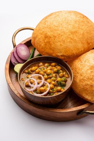 Where to Find the Best Indian Street Food in Apex & Cary: Samosas, Chaats & Tandoori Favourites at Urban Turban