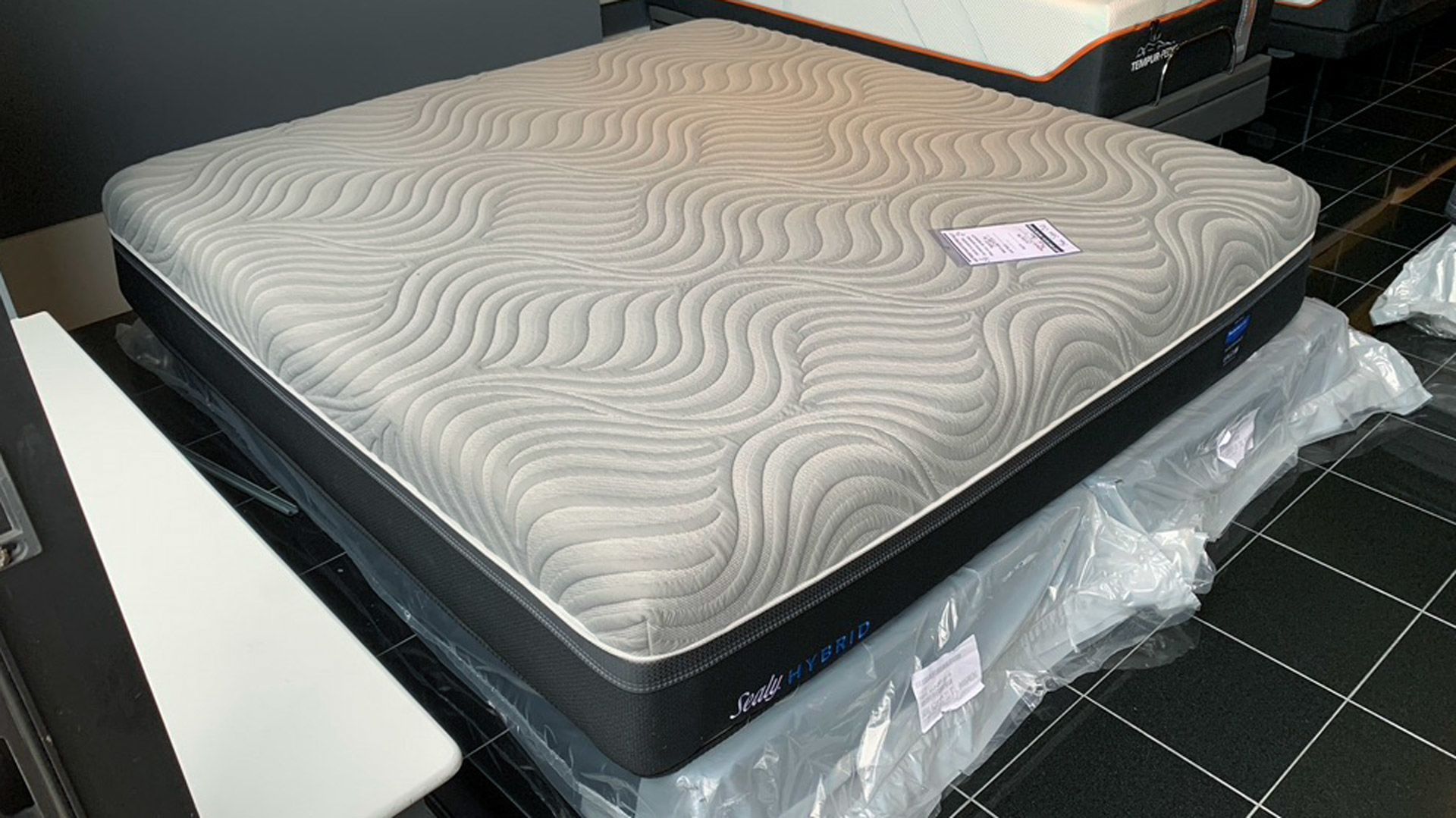 gallery furniture sealy mattress