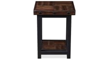 De Berry Chairside Table