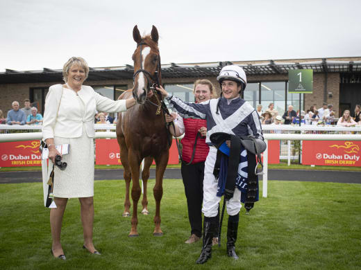 Jessica Harringtons obesegrade 2-åring Albigna mot Moyglare Stud Stakes (Gr.1)