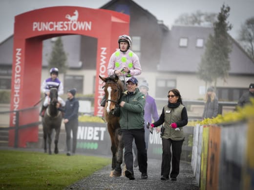 Faugheen vann sin Steeplechasedebut