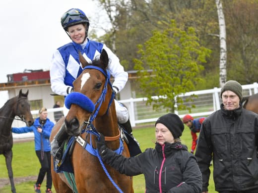 Ett fyrtal från Tobias Hellgren?