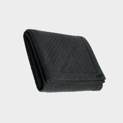 TravisMathew Diamond Quilt Blanket