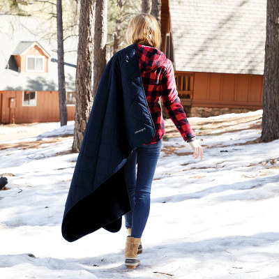 Eddie Bauer Quilted Insulated Fleece Blanket
