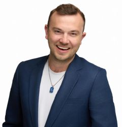 Adam Gilbert — Cruise Director