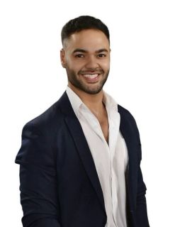 Felipe Mendes — Cruise Director