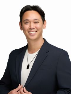 Jacky Tang — Cruise Director