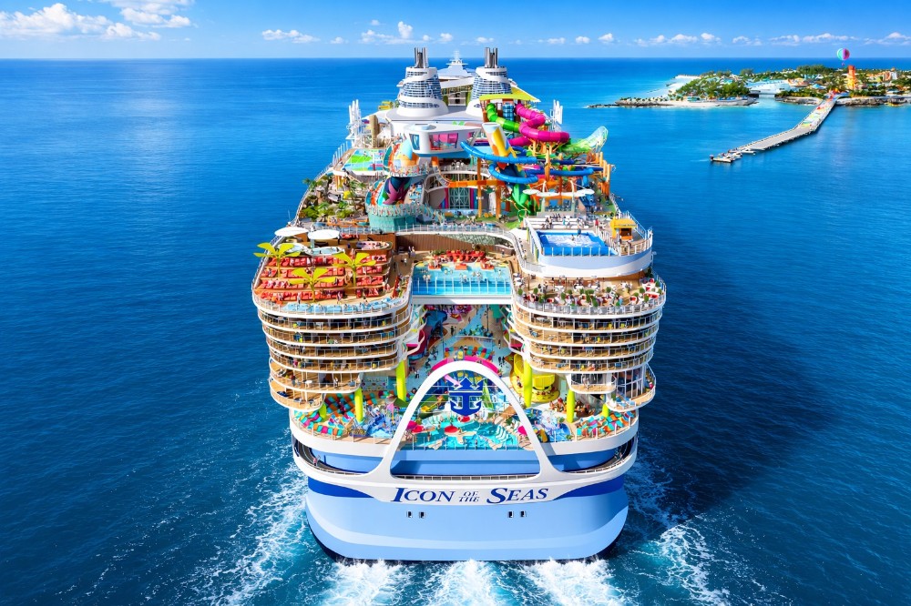 Aerial view of Icon of the Seas cruise ship