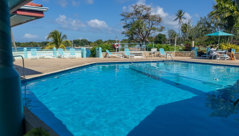 Crown Point Beach Hotel 2