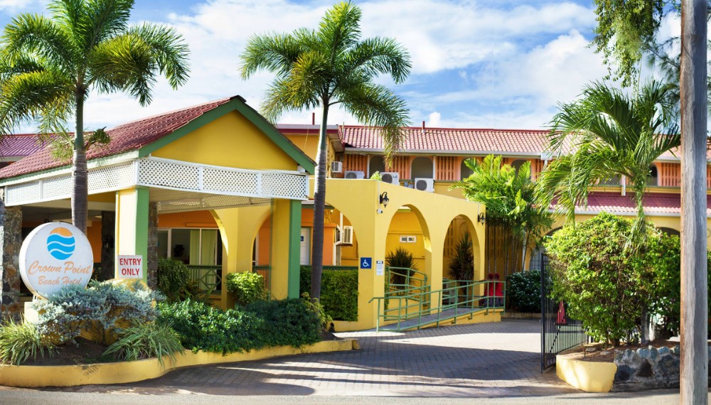 Crown Point Beach Hotel 5