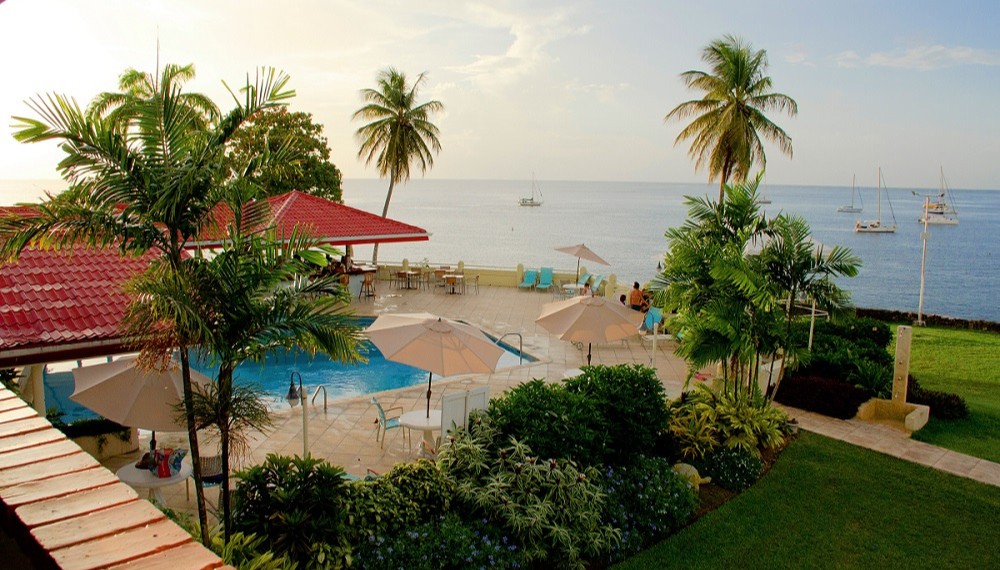 Crown Point Beach Hotel 6