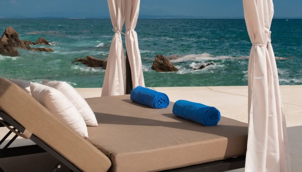 Hilton Rijeka Costabella Beach Resort Beachside Cabana Low Season Hilton Rijeka Costabella Beach Resort Spa Web Ready 3