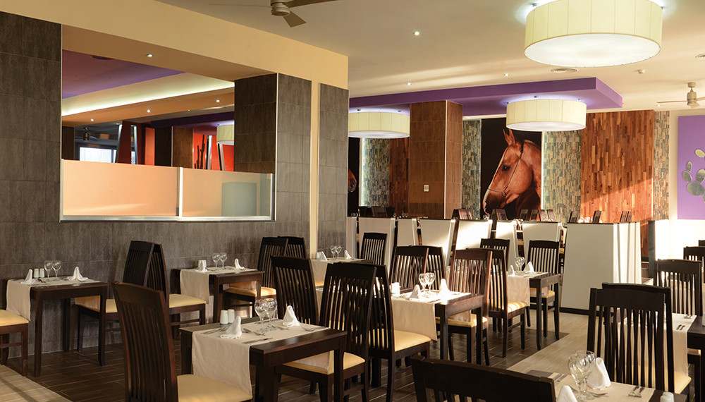 Hotel Riu Jalisco Restaurant