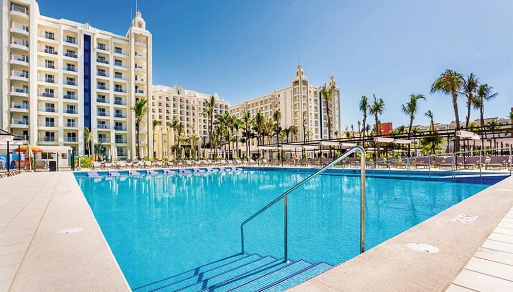 Hotel Riu Vallarta Pool View