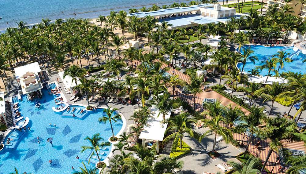 Hotel Riu Vallarta Pool