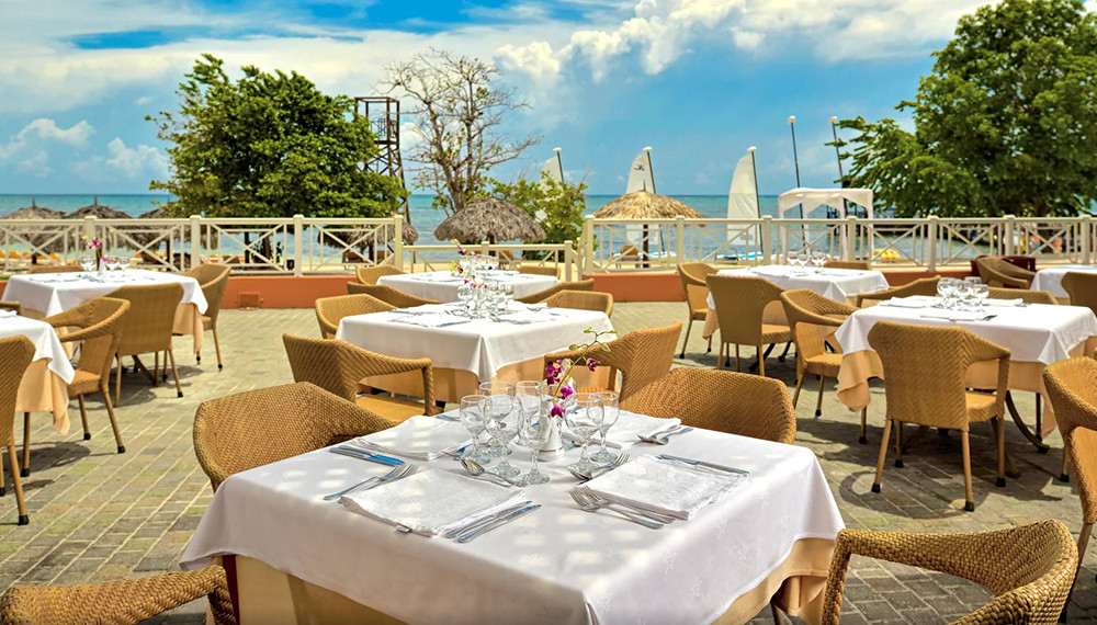 Iberostar Rose Hall Restaurant 2