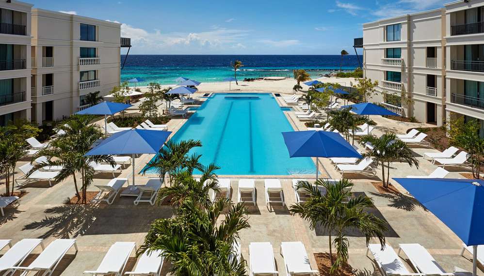 Marriott Beach Resort Curacao Web Lap Pool
