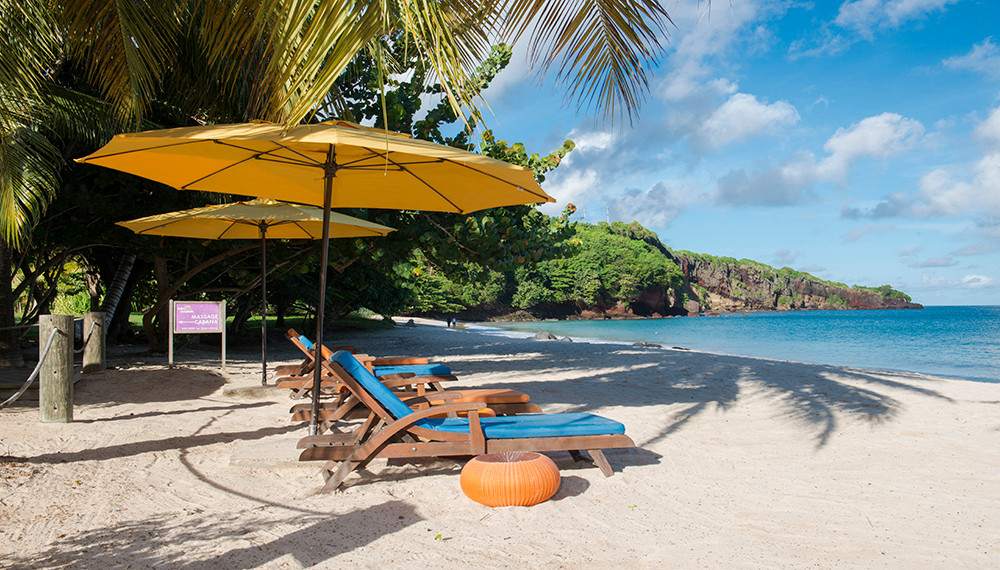 Mount Cinnamon Resort Mt Cinnamon Cabana Beach 036