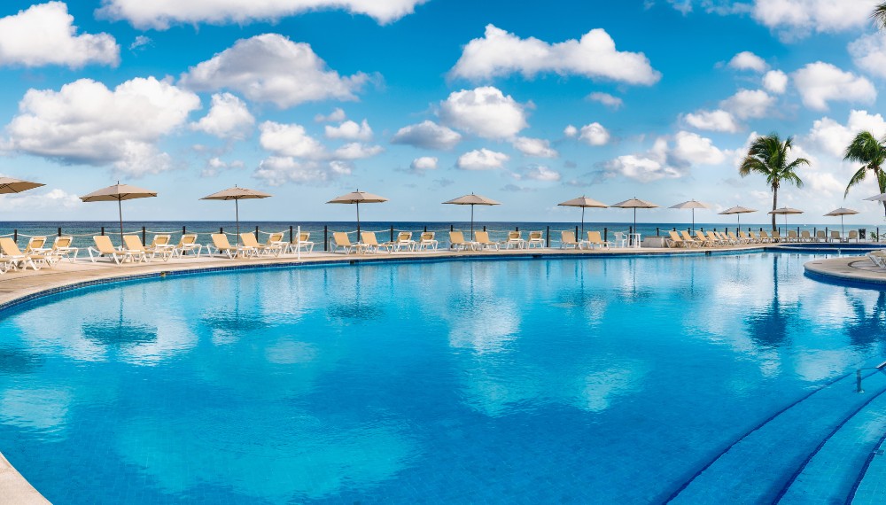 Occidental Cozumel Beach Resort 1